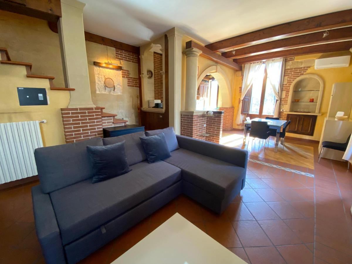 Casa Chiara, Roof Terrace, 100M To The Historical Center Appartement Lecce Buitenkant foto